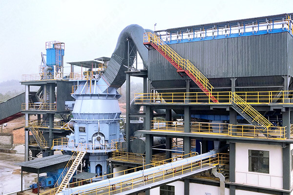 新鄉(xiāng)長城機械為云南客戶承建的年產60萬噸礦粉線現場